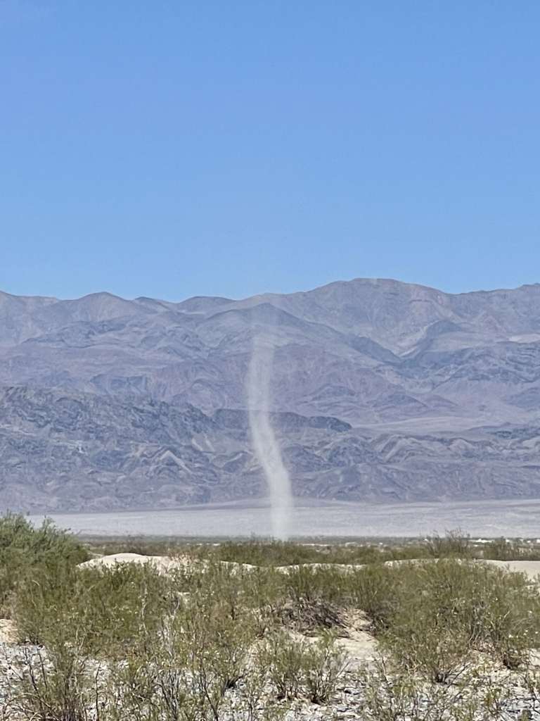 Sand tornadoSand whirls