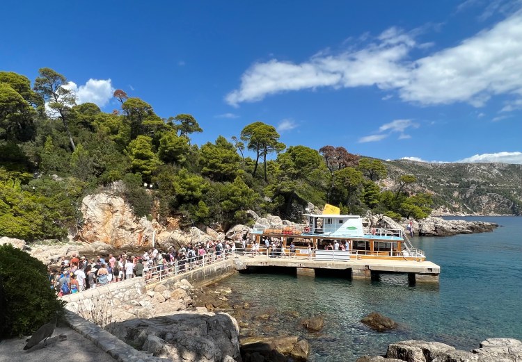 Ferry line at Lokrum