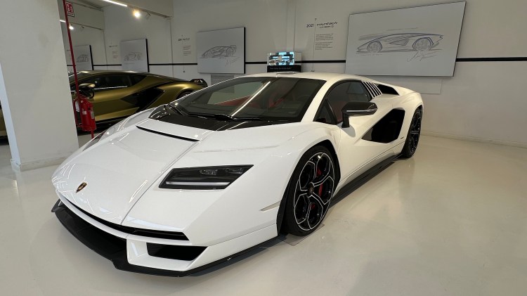 Lamborghini white sports car