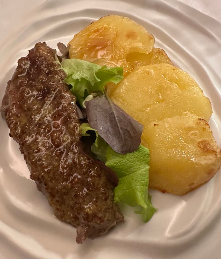 Roast pork with potatoes