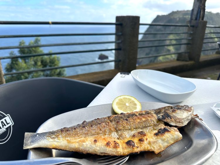 Grilled fish at Cabo Aéreo Café Restaurant