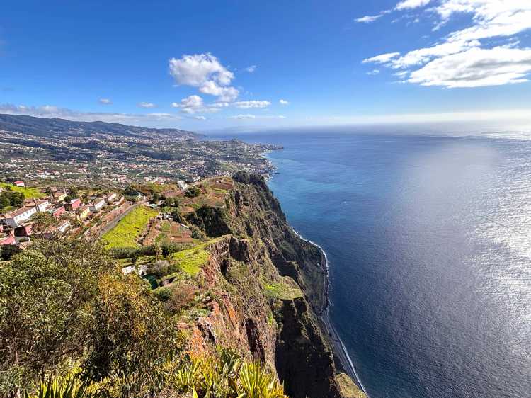 Cabo Girão miradouro - coastal view