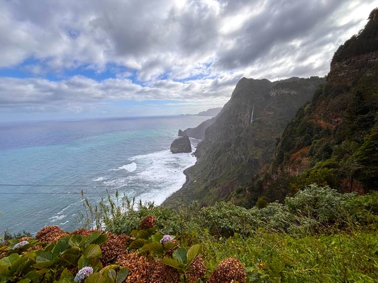 Coastal view at Miradouro da Rocha do Navio